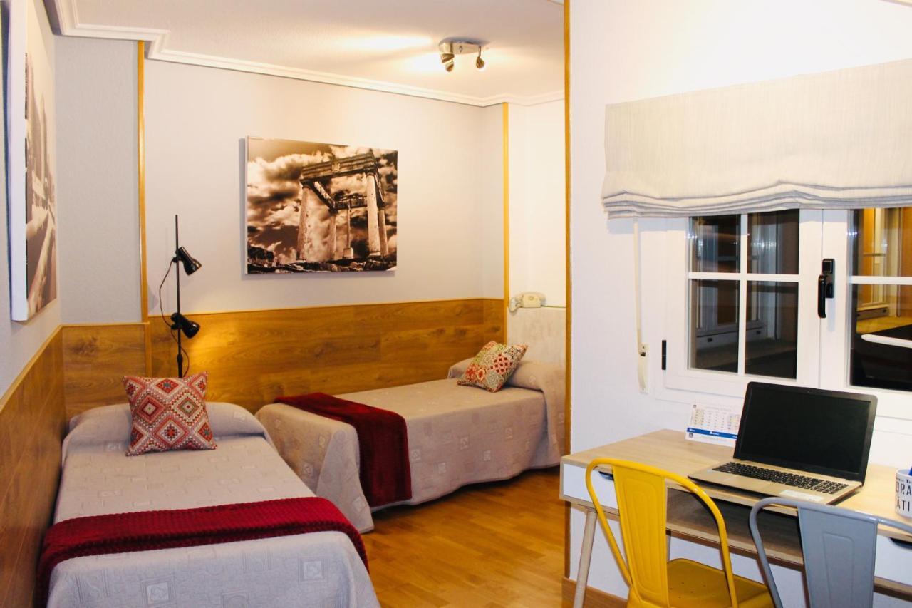 Panorama Atico Apartment อาบีลา ภายนอก รูปภาพ